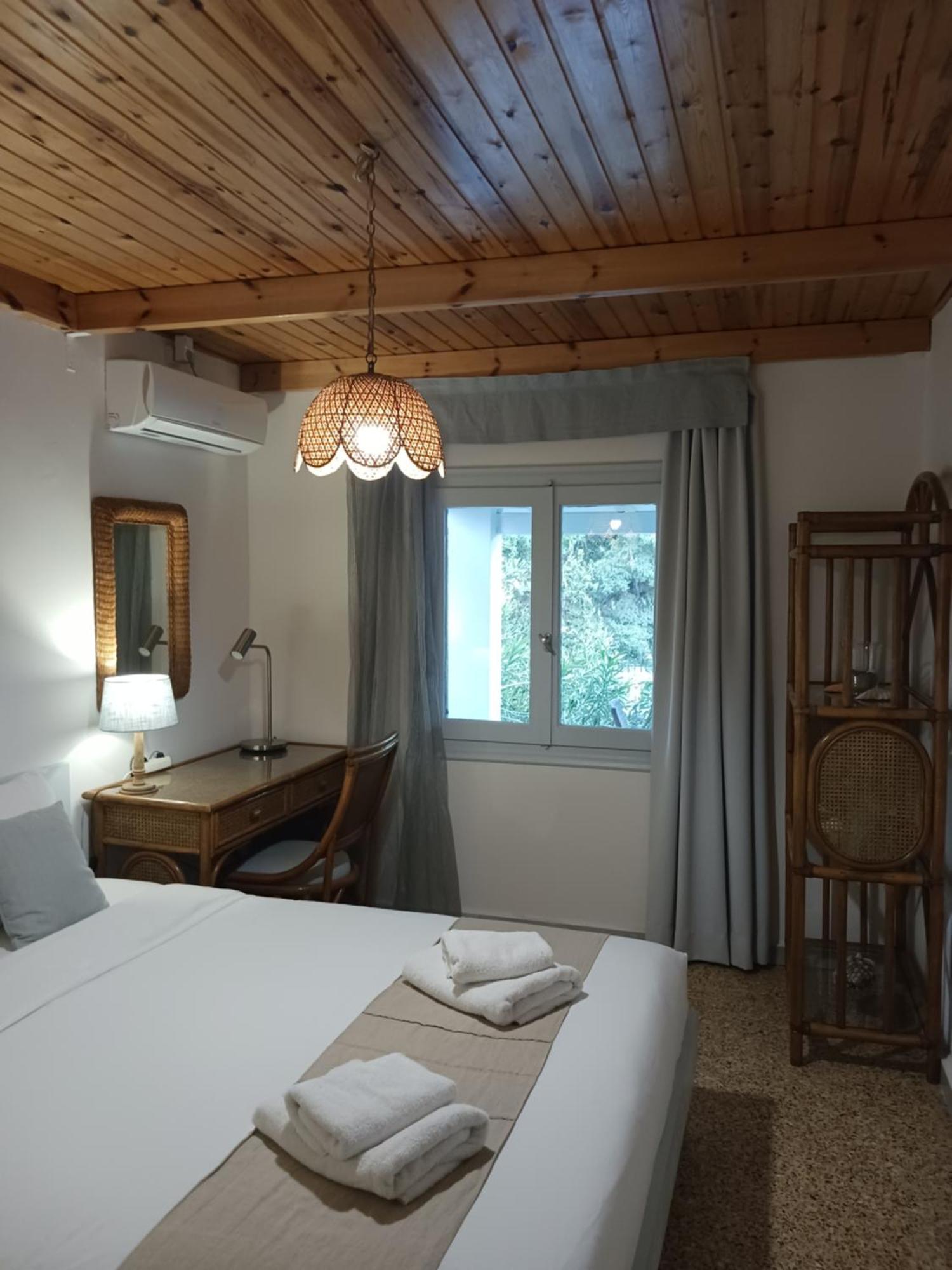 Theros & Trygos Boutique Houses - Ath Airport Artémida Rom bilde